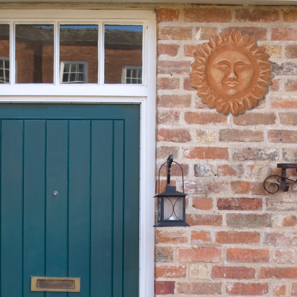 Sole in ceramica artigianale da parete per arredo e decorazione casa Terracotta Idea Regalo