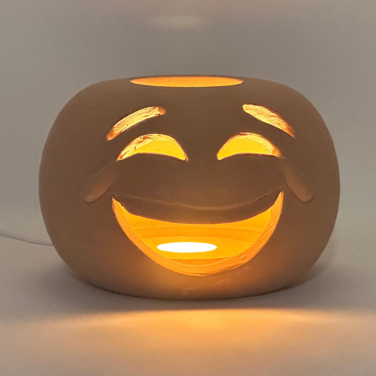 Toocook Lampada Decorativa Emoji Risata – Ceramica Artigianale con Base per Luce LED – Diametro 17 cm