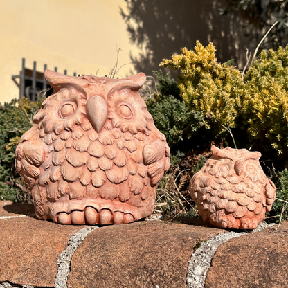 Gufo in terracotta artigianale per arredo giardino decorazione unica resistente alle intemperie (18 cm)