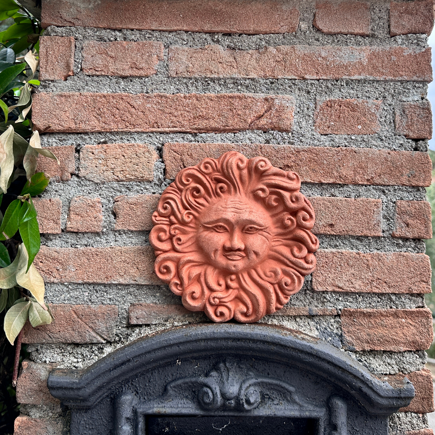Sole in ceramica artigianale da parete per arredo e decorazione casa Terracotta Idea Regalo - 15 cm