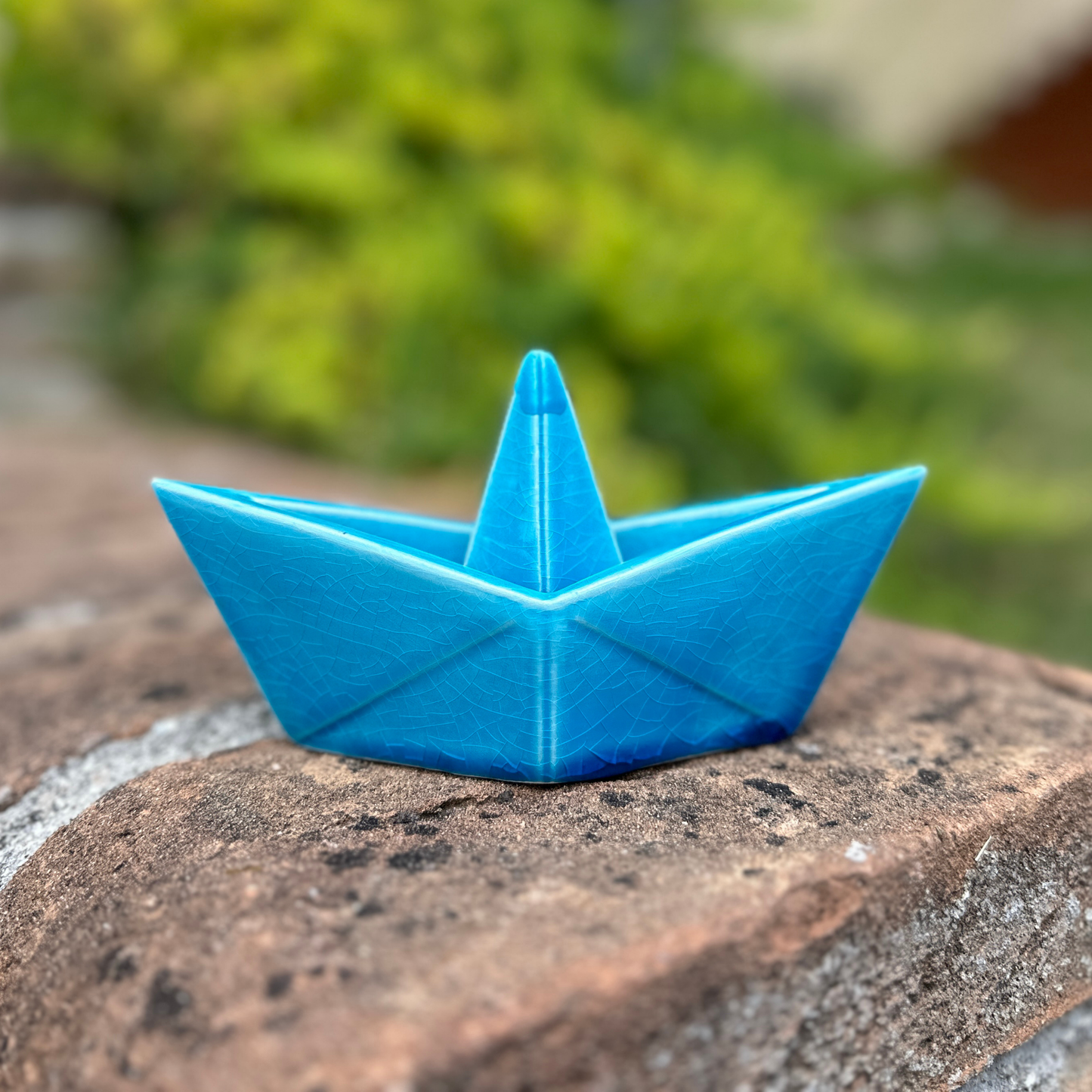 Toocook Freestanding Origami Boat in Glazed Ceramic, Light Blue, 100% made in Italy 